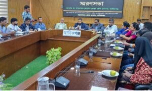 মানিকগঞ্জে গনভ্যুত্থানে শহীদ ও আহতদের স্মরণ সভায় সবাইকে কাদিয়ে কাদঁলেন ডিসি