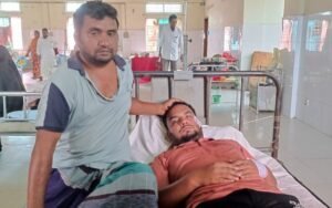 সাটুরিয়ায় ব্যবসায়ীকে জখম করে সাড়ে ৫ লাখ টাকা ছিনতাইয়ের অভিযোগ