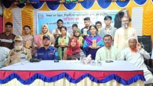 দৌলতপুর সরকারি প্রমোদা সুন্দরী উচ্চ বিদ্যালয়ে অভিভাবক সমাবেশ ও কৃতি শিক্ষার্থীদের সংবর্ধনা