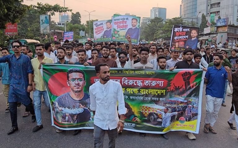 ছাত্রদলের রাজার নেতৃত্বে সহশ্রাধিক নেতাকর্মীর পদযাত্রা
