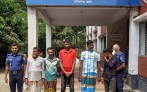 দৌলতপুরে সাজাপ্রাপ্ত আসামি সহ ৫ জন গ্রেফতার
